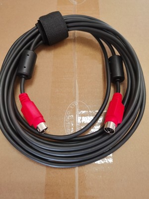 罗技CC3500e 大空间远程会议的音频视频线缆解决方案